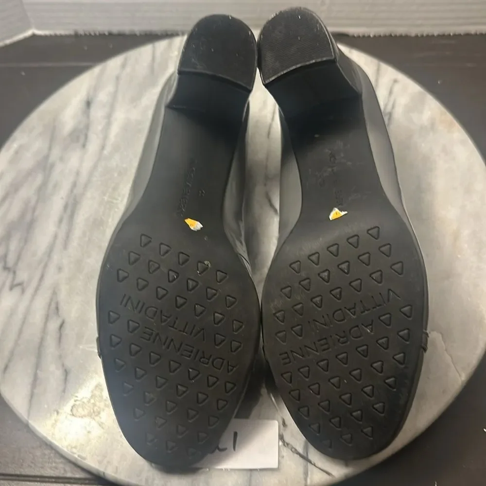 Adreinne Vittadini Grey heels